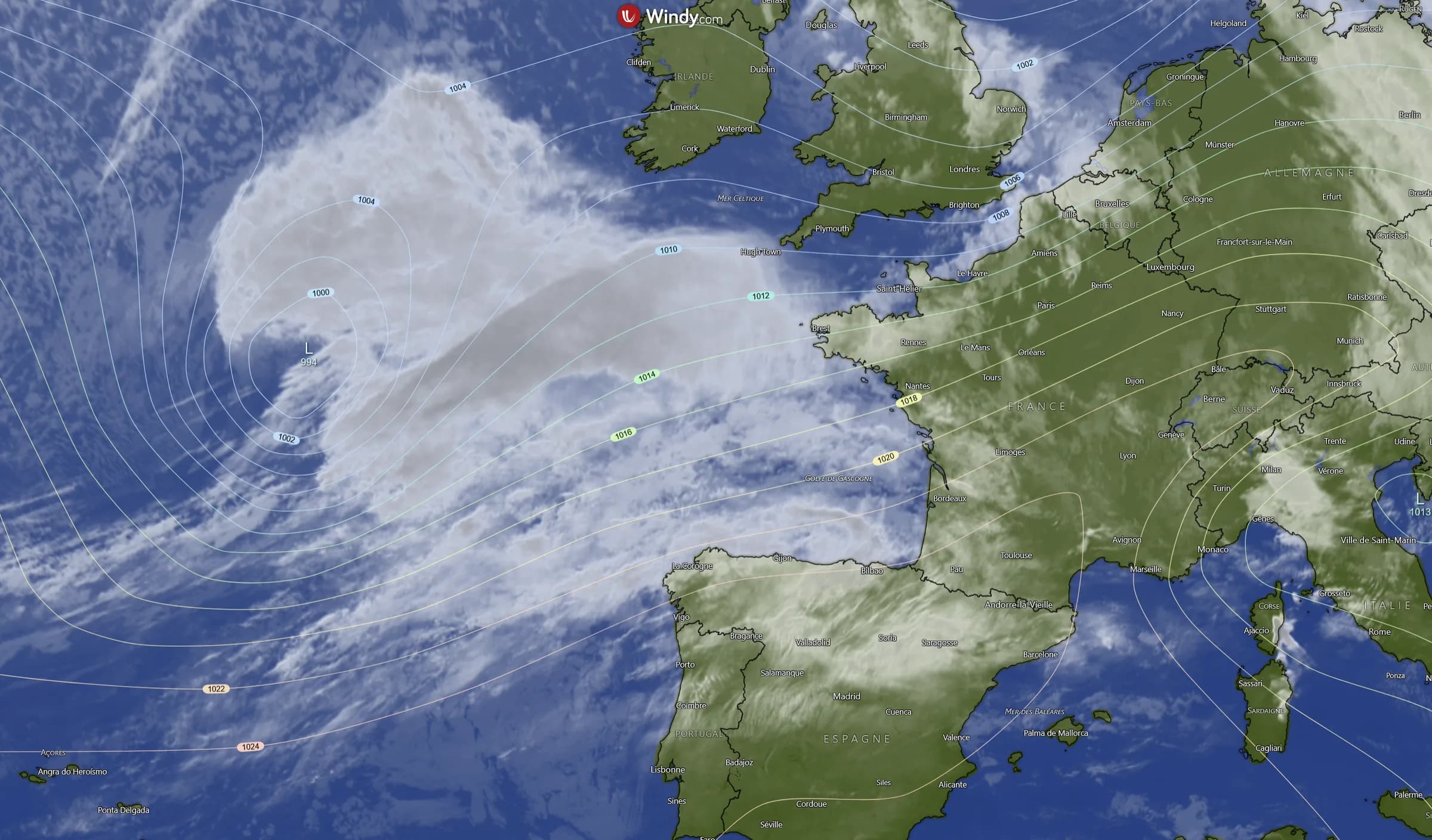 Image satellite avec le creusement de la dépression "Austen"